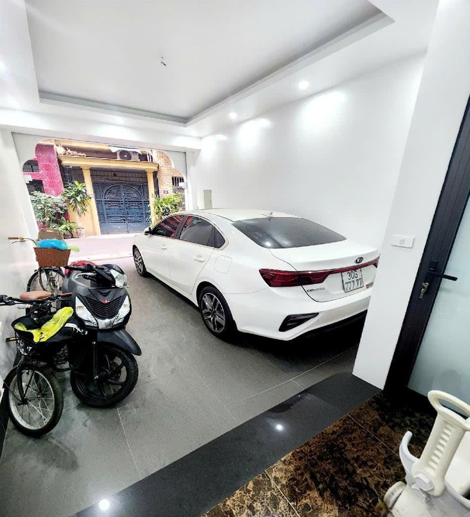 YÊN LẠC 58m2 - 18,8 tỷ - PHÂN LÔ - Ô TÔ 7 CHỖ VÀO NHÀ - 5 TẦNG THANG MÁY. - Ảnh 1
